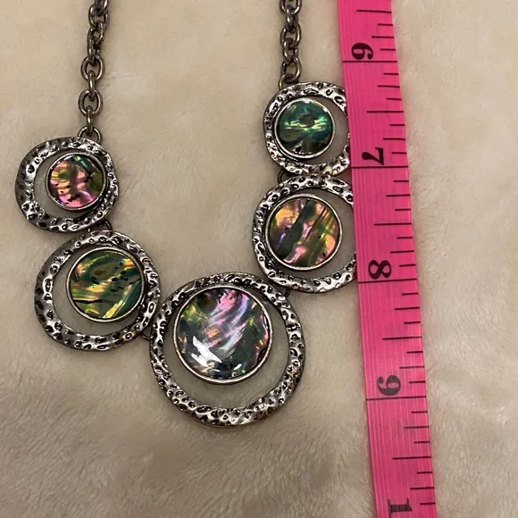 🌸 oxidized silver tone statement necklace with abalone shell discs - Picture 6 of 6